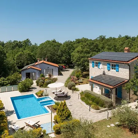Fontane Villa Poreč